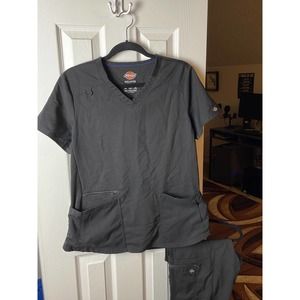 Dickies Nurse Scrub Top and bottom BUNDLE